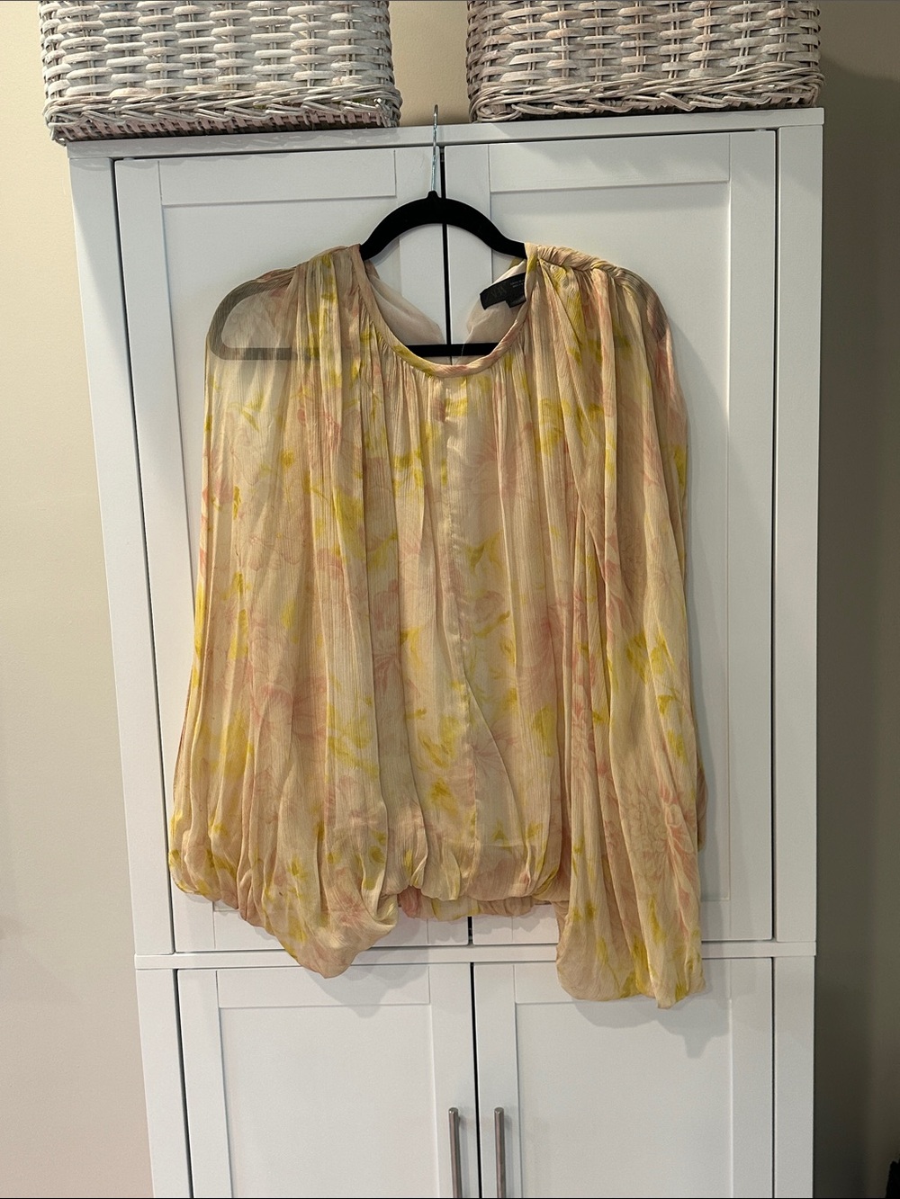 Zara Pleated Blouson Top - Soft Peach Floral